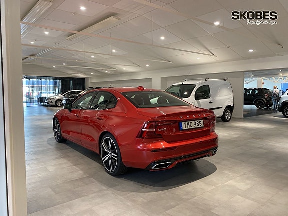 Volvo S60 4 of 16