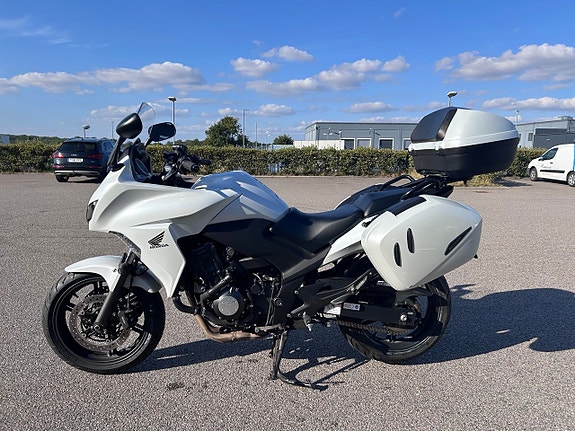 Honda CBF1000FA 4 of 7