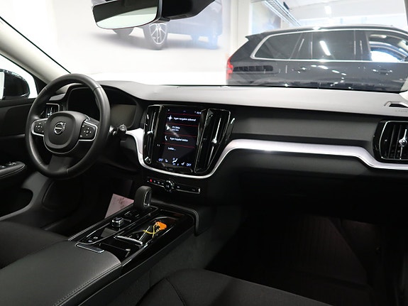 Volvo V60 20 of 30