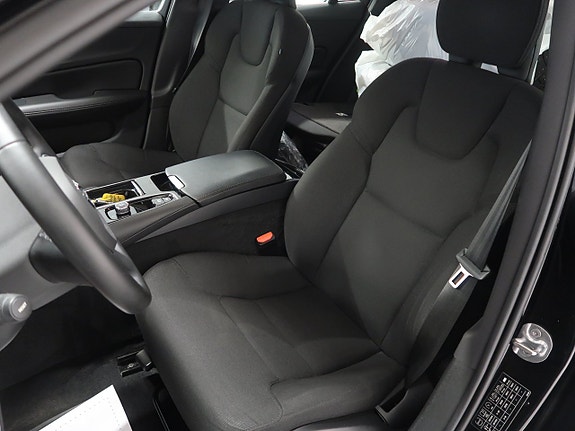 Volvo V60 19 of 30