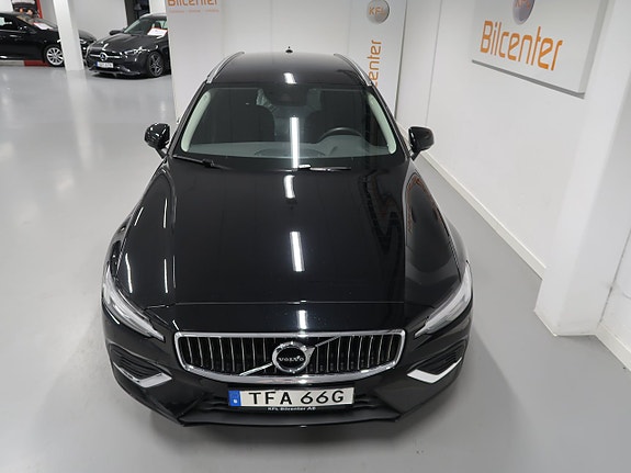 Volvo V60 11 of 30