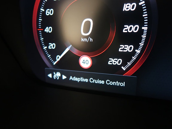 Volvo V60 24 of 30