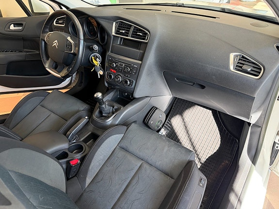 Citroen C4 14 of 26