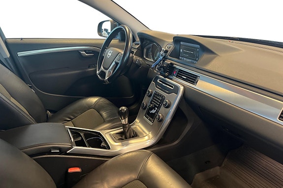 Volvo V70 21 of 30