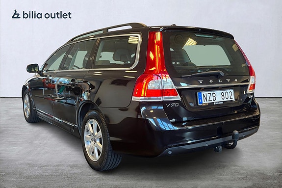 Volvo V70 4 of 30