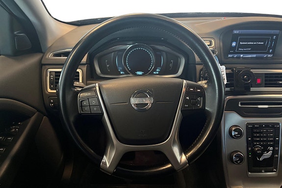 Volvo V70 13 of 30