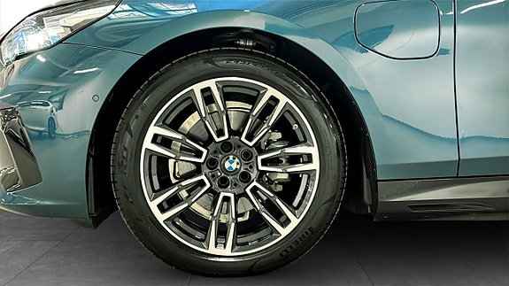 BMW 530e 9 of 9