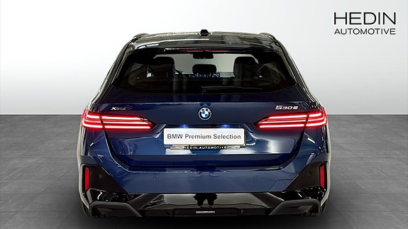 BMW 530e 7 of 9
