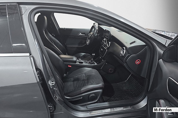 Mercedes-Benz A180 9 of 17