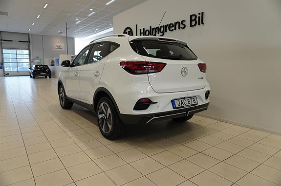 MG ZS 5 of 10