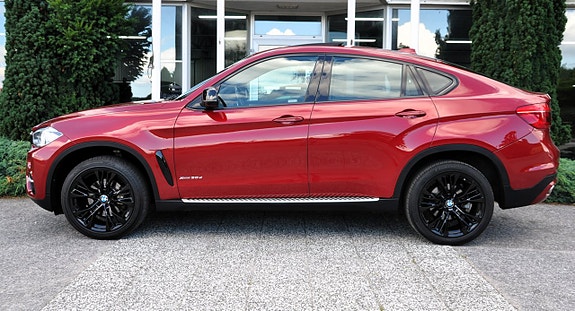 BMW X6 3 of 19