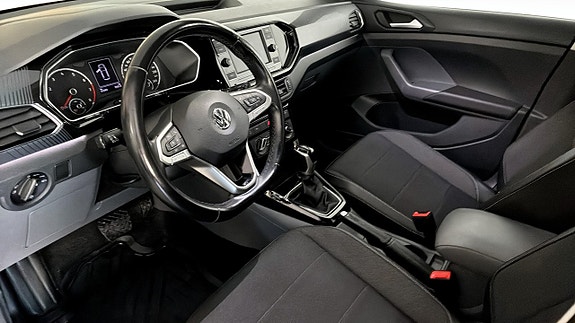 Volkswagen T-Cross 7 of 13