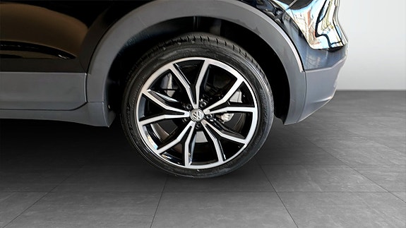 Volkswagen T-Cross 6 of 13