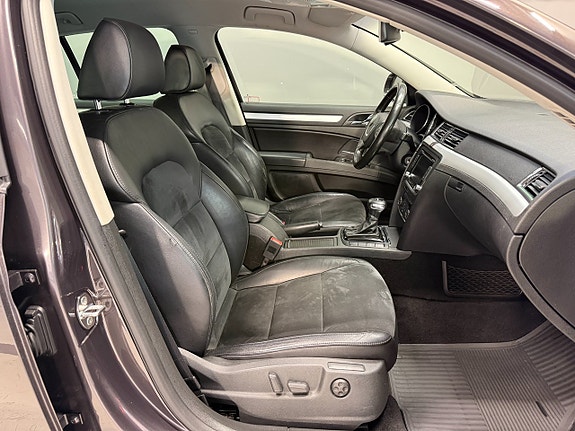 Skoda Superb 10 of 19