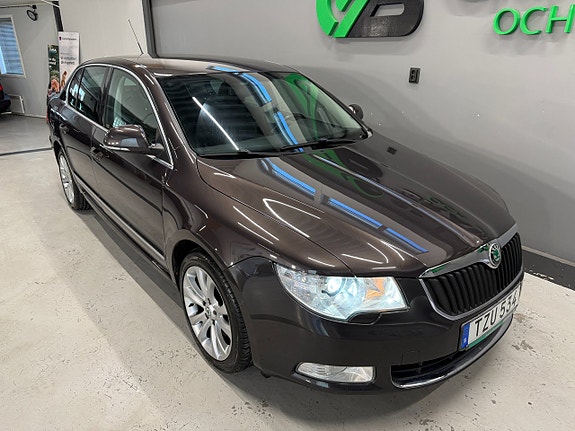 Skoda Superb 7 of 19
