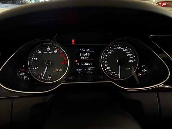 Audi S4 25 of 30