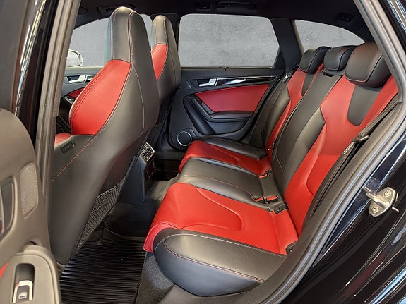 Audi S4 11 of 30