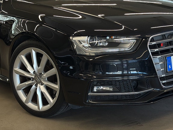 Audi S4 13 of 30