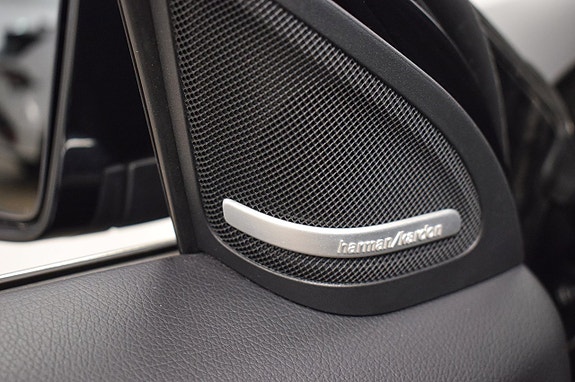 Mercedes-Benz GLA200 20 of 25
