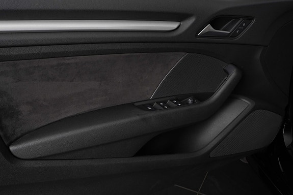 Audi A3 8 of 19