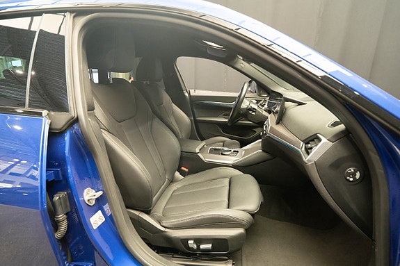 BMW i4 20 of 27