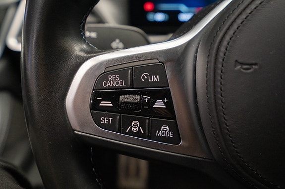 BMW i4 17 of 27