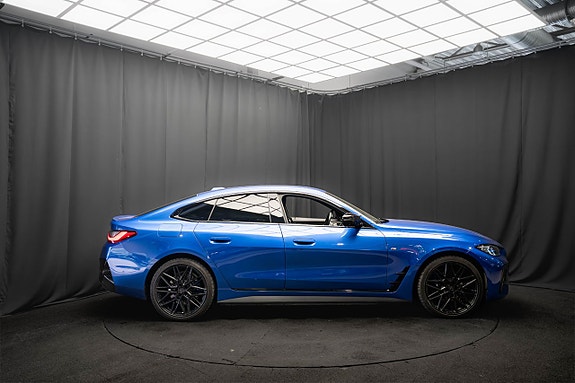 BMW i4 6 of 27