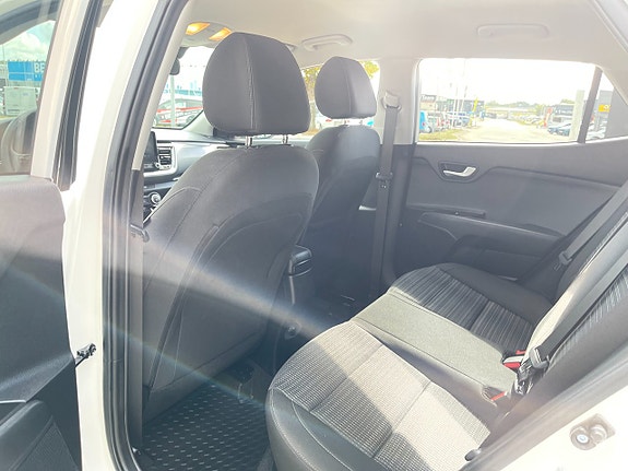 Kia Stonic 14 of 25