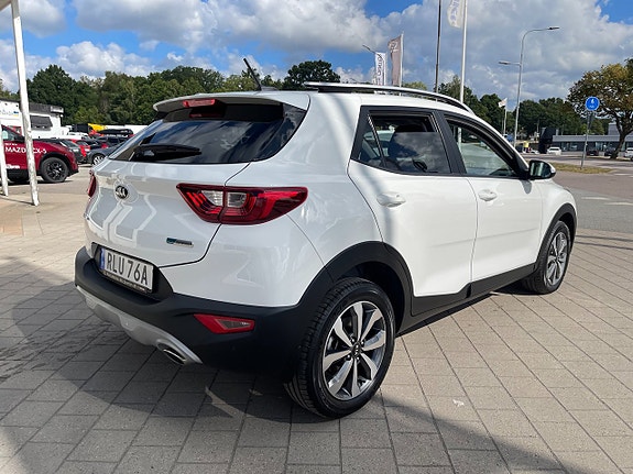 Kia Stonic 5 of 25