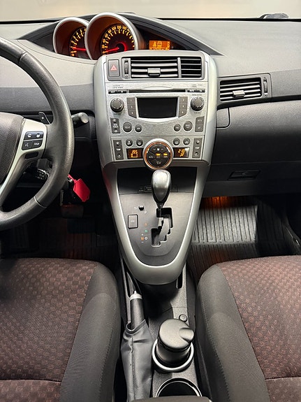 Toyota Verso 17 of 22