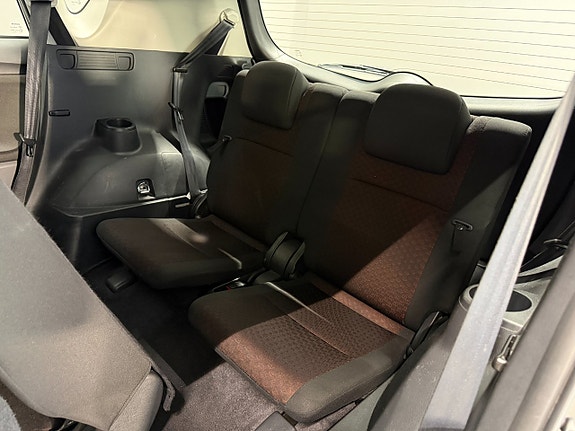 Toyota Verso 13 of 22