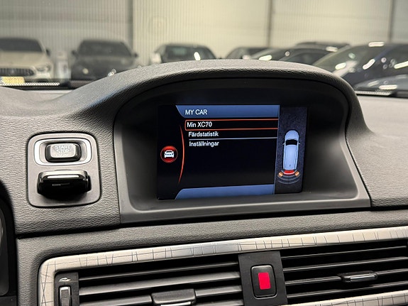 Volvo XC70 19 of 22