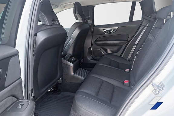 Volvo V60 5 of 10