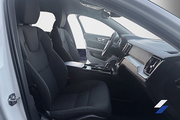 Volvo V60 7 of 10