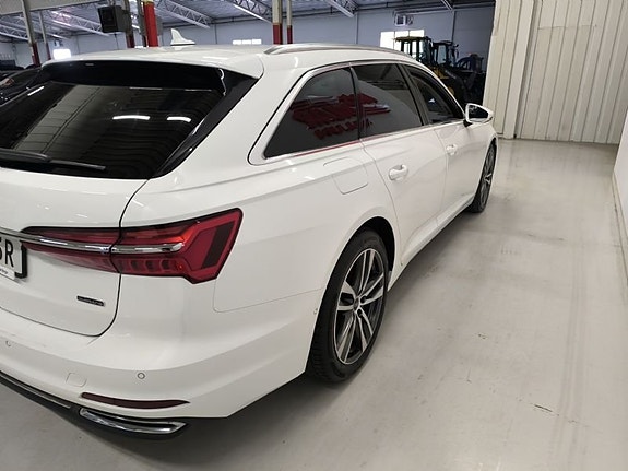 Audi A6 4 of 10