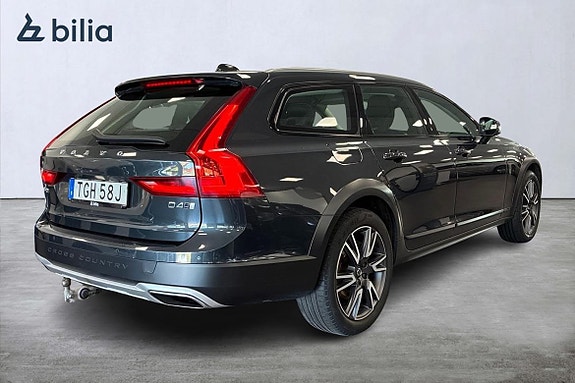 Volvo V90 Cross Country 19 of 23