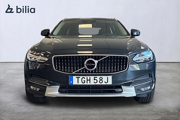 Volvo V90 Cross Country 6 of 23