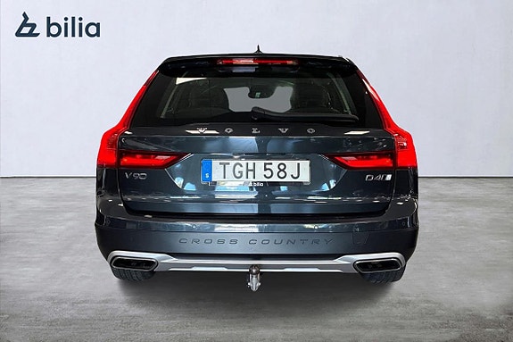 Volvo V90 Cross Country 5 of 23