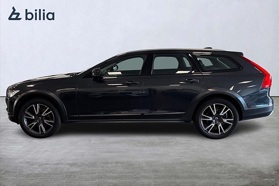 Volvo V90 Cross Country 3 of 23
