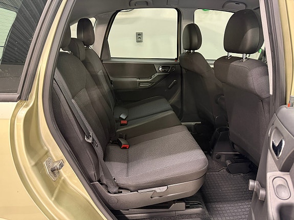 Opel Meriva 12 of 19