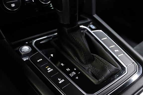 Volkswagen Passat 20 of 30