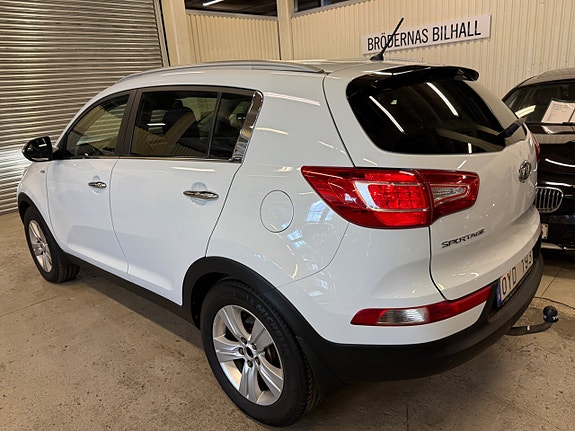 Kia Sportage 2 of 17
