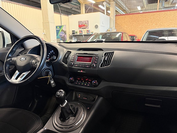 Kia Sportage 10 of 17