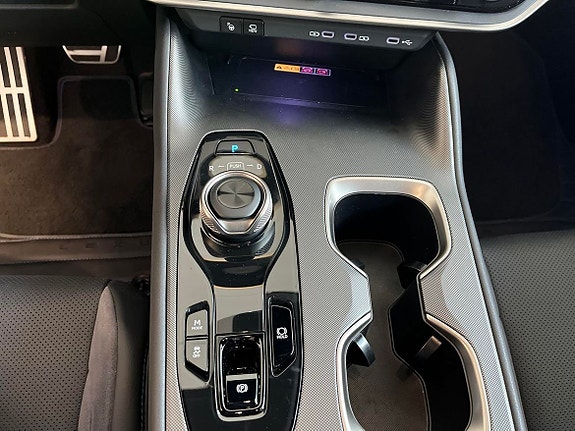 Lexus RZ550e 19 of 29