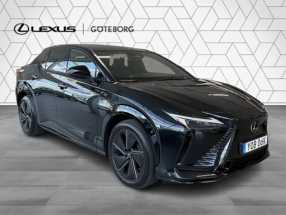 Lexus RZ550e 2 of 29