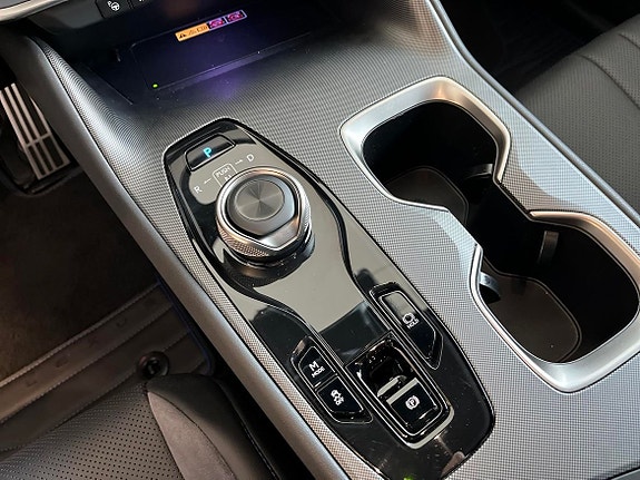 Lexus RZ550e 20 of 29