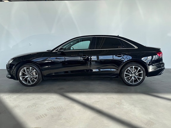 Audi A4 2 of 18