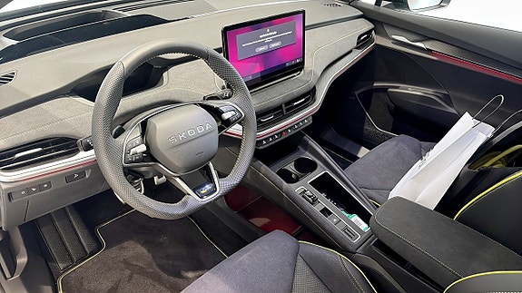 Skoda Enyaq Coupe RS 5 of 10