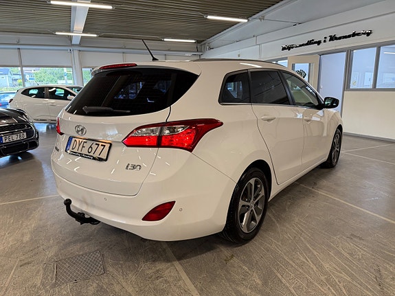 Hyundai i30 3 of 16