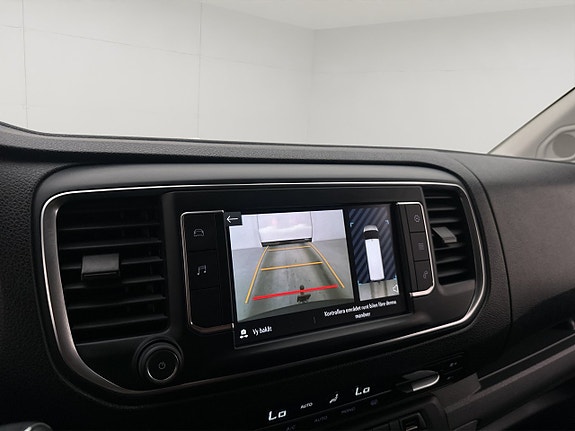 Opel Vivaro 19 of 28